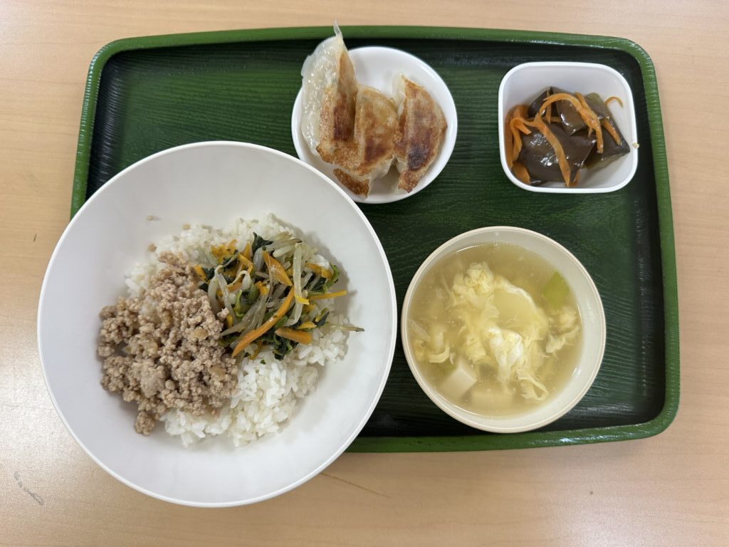 8月3日